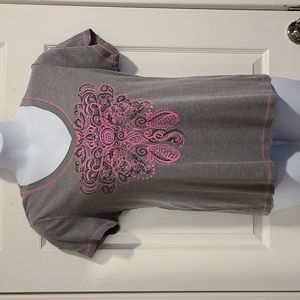 Made for Life, v-neck, tee shirt. Size XL.